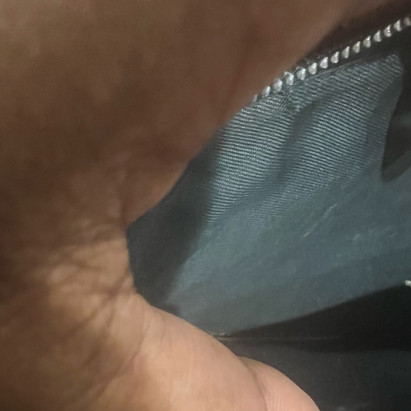 Crocodile embossed clutch - Picture 14 of 15